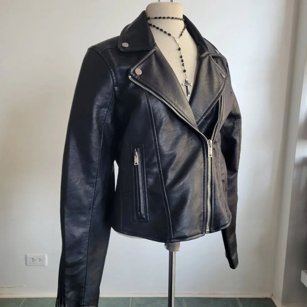NWOT – Abercrombie & Fitch Black Faux Leather Moto Jacket (Size: M) - Picture 11 of 16